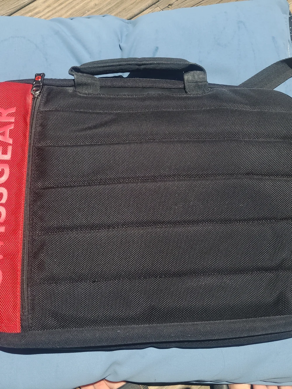 Swiss Gear SA8733 Black TSA Friendly ScanSmart Laptop Messenger Bag